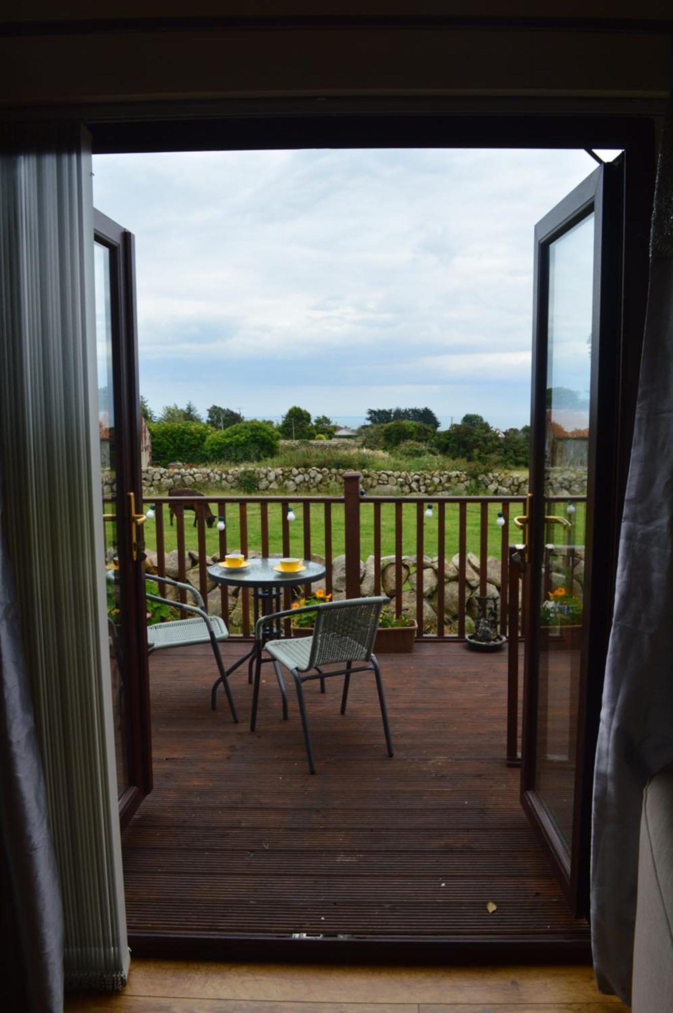Carrick Cove Self Contained Accomodation With Private Decking Annalong Екстериор снимка